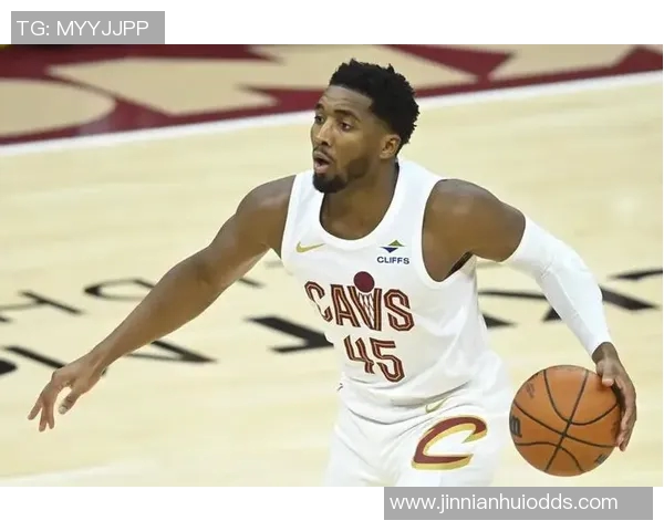 米切尔下半场失去得分状态阿特金森确认他状态良好并无受伤